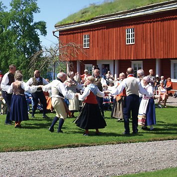 Folkdans på Siggebohyttan.